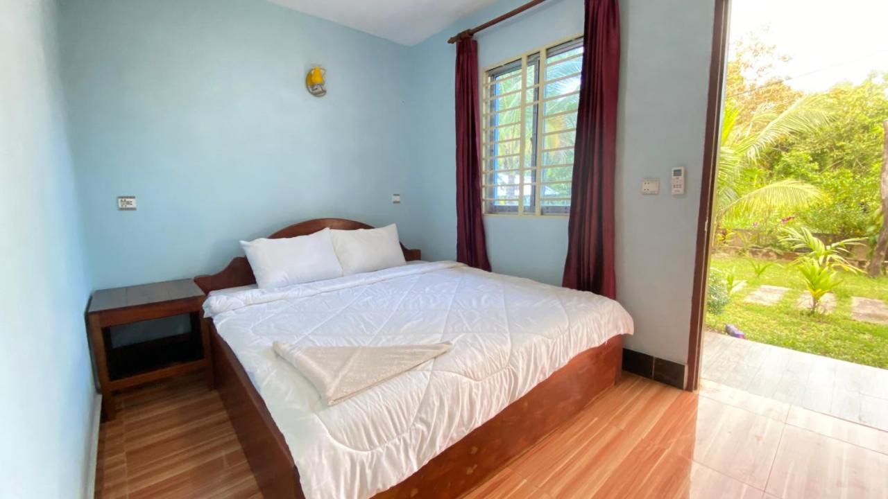 Koh Rong 71 Guesthouse Prek Svay Village Kültér fotó