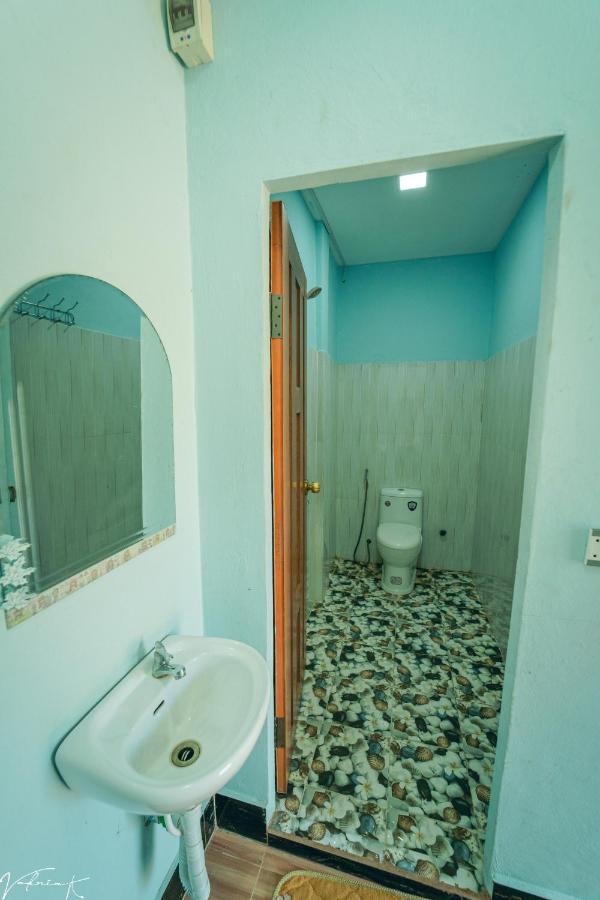 Koh Rong 71 Guesthouse Prek Svay Village Kültér fotó